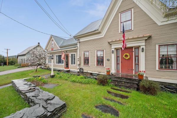3471 Waterbury Stowe Road