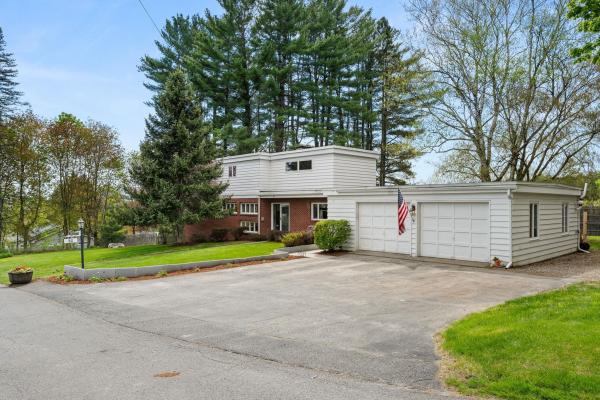 80 Abbott Avenue