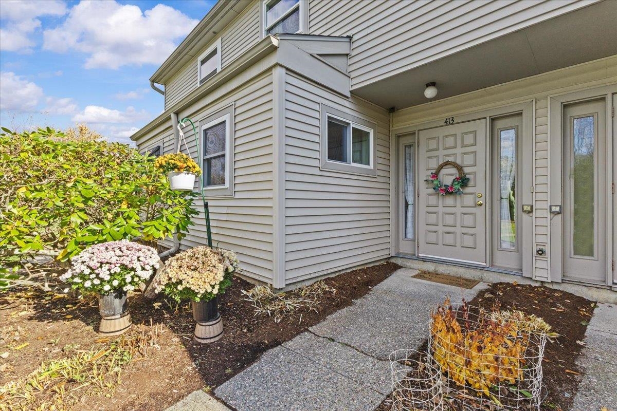 near 499 South Prospect Street Burlington, VT 05401 Property 1