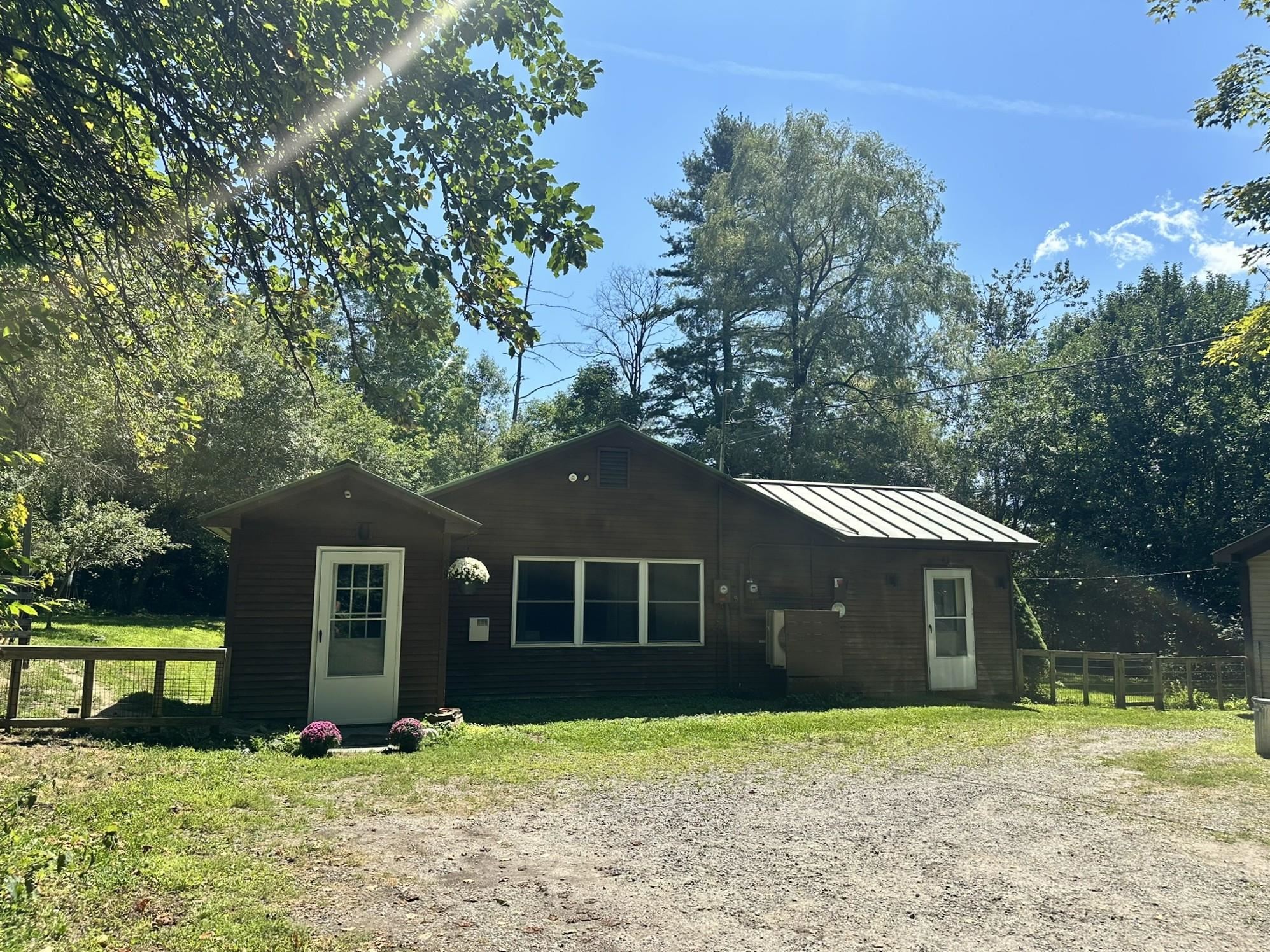 near 29 Anair Drive Hardwick, VT 05843-4423 Property 4