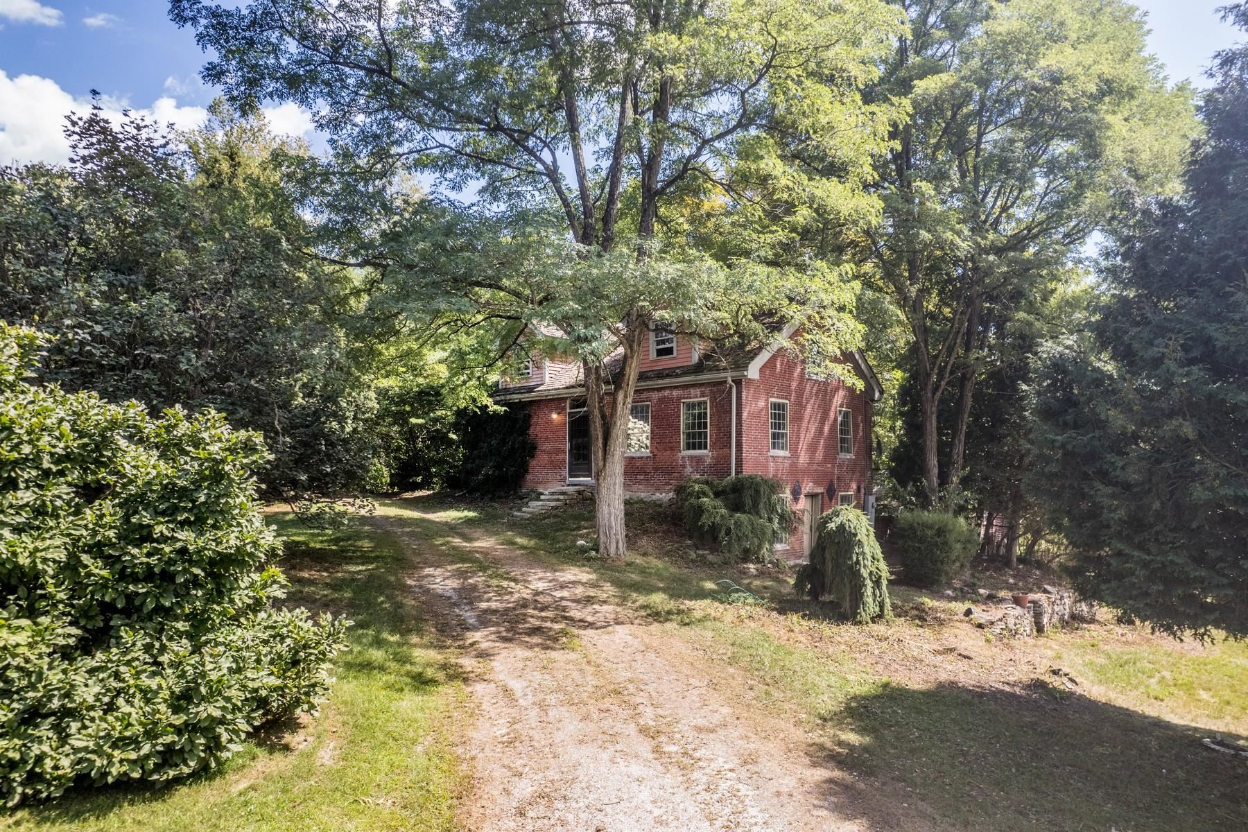 near 247 Meadowcrest Drive Clarendon, VT 05759 Property 1
