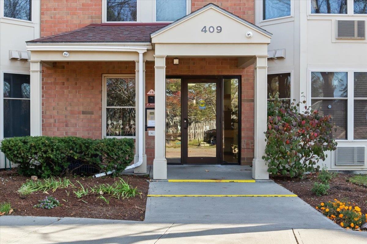 near 61 Red Pines Lane Colchester, VT 05446 Property 4