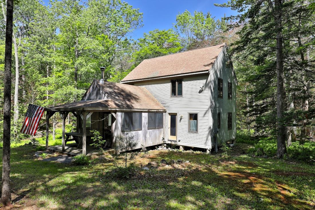 near 150 Williams Street Londonderry, VT 05148 Property 2