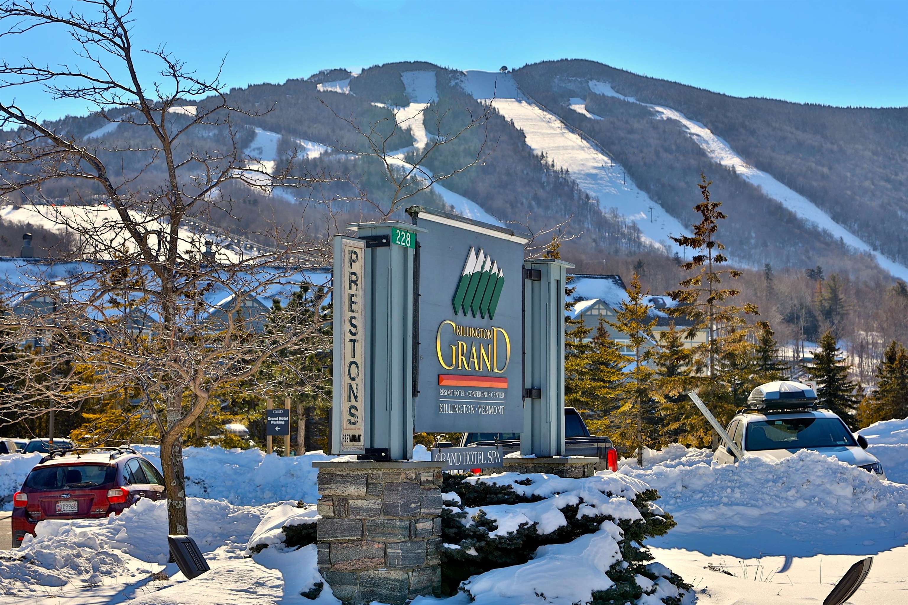 near 133 East Mountain Road Killington, VT 05751 Property 1