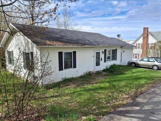 near 179 Farrant Street Newport City, VT 05855 Property 1
