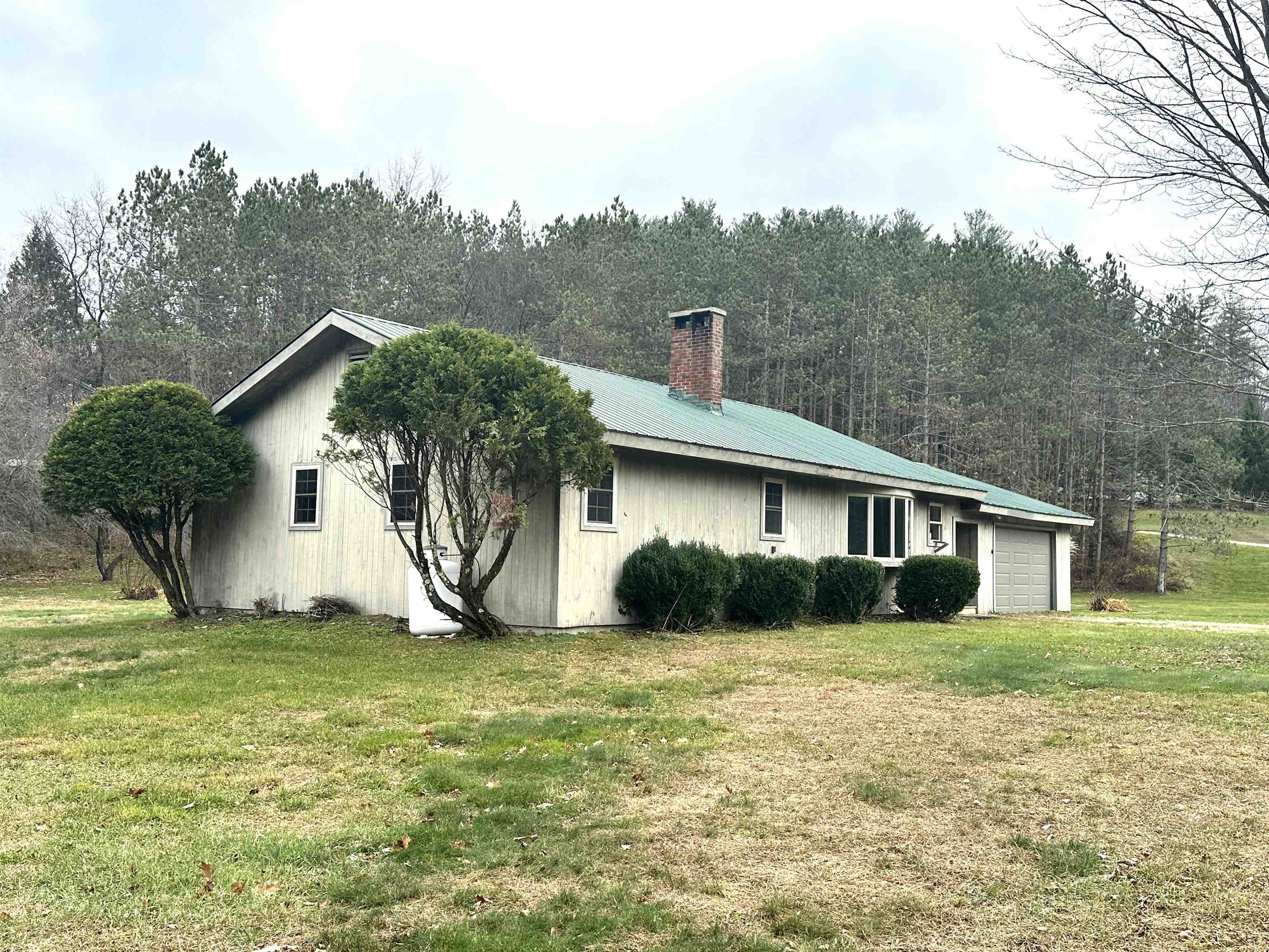 Single Family in Johnson VT