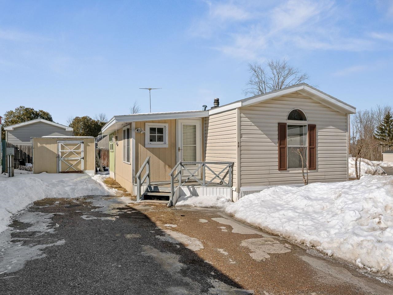 near 37 Avenue C Burlington, VT 05408 Property 3