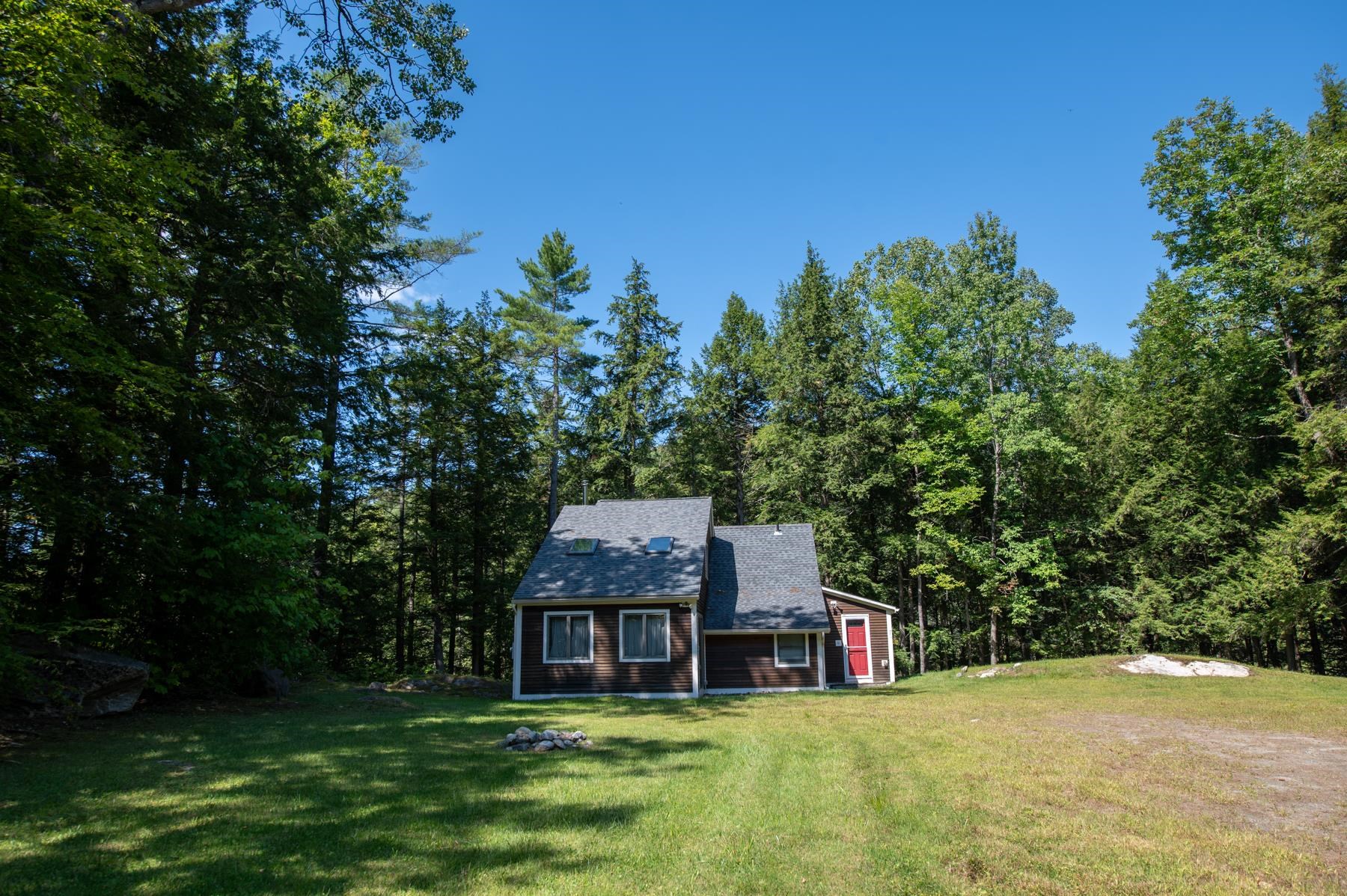 near 20 Newell Hill Wardsboro, VT 05360 Property 4