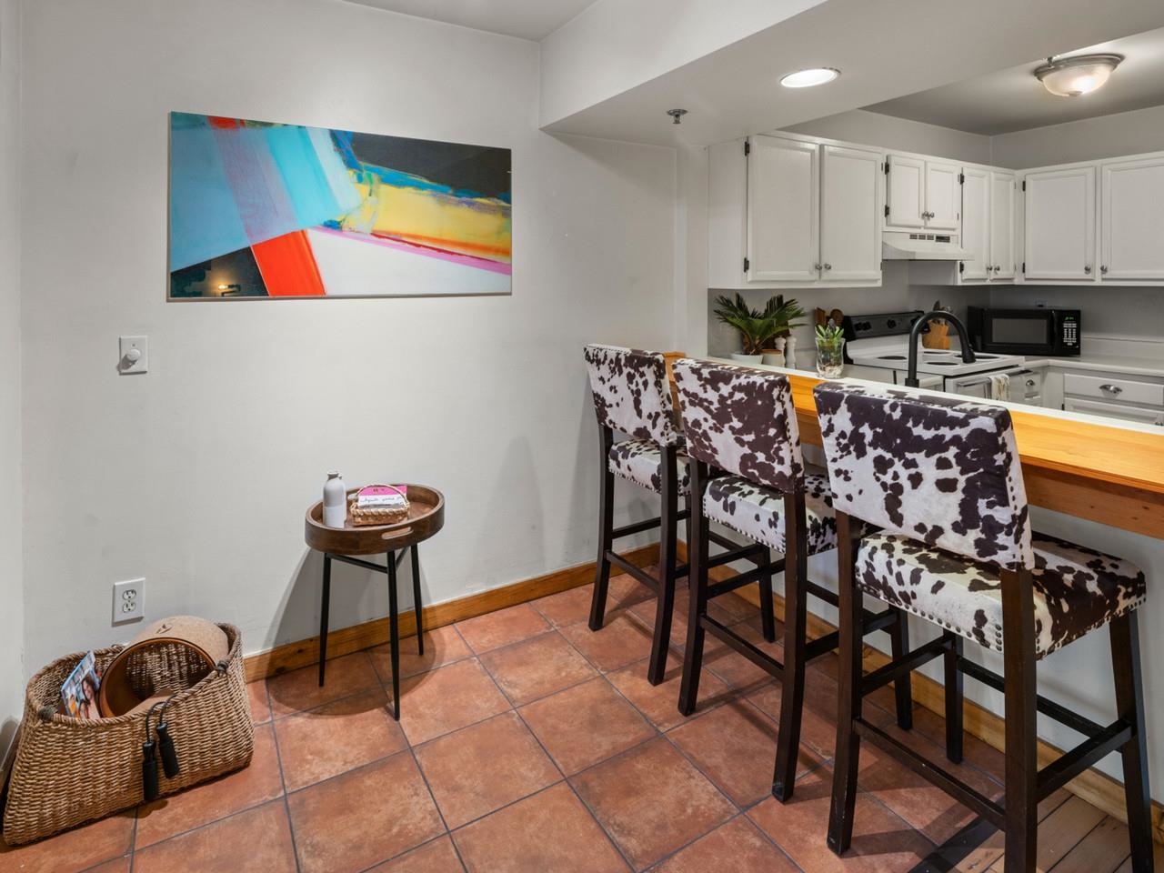 near 33 Naomis Way Colchester, VT 05446 Property 3