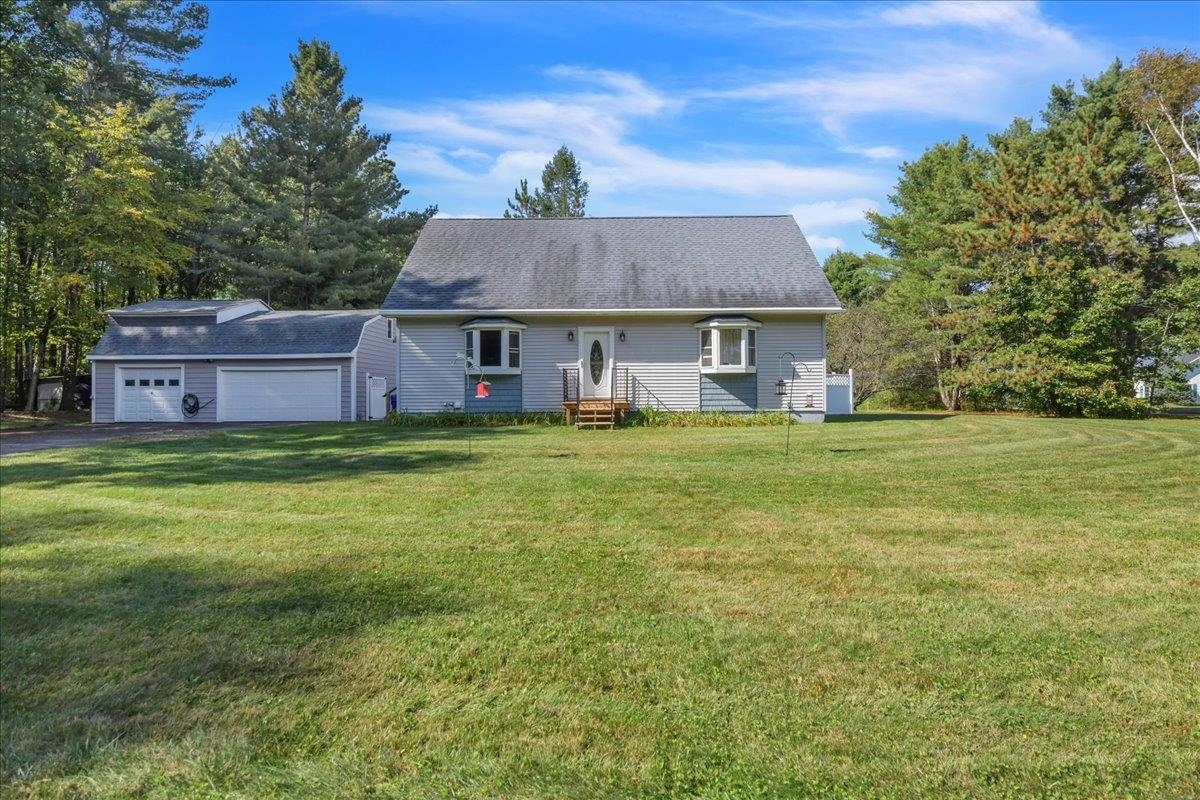 near 24 Craftsbury Court Essex, VT 05452 Property 4