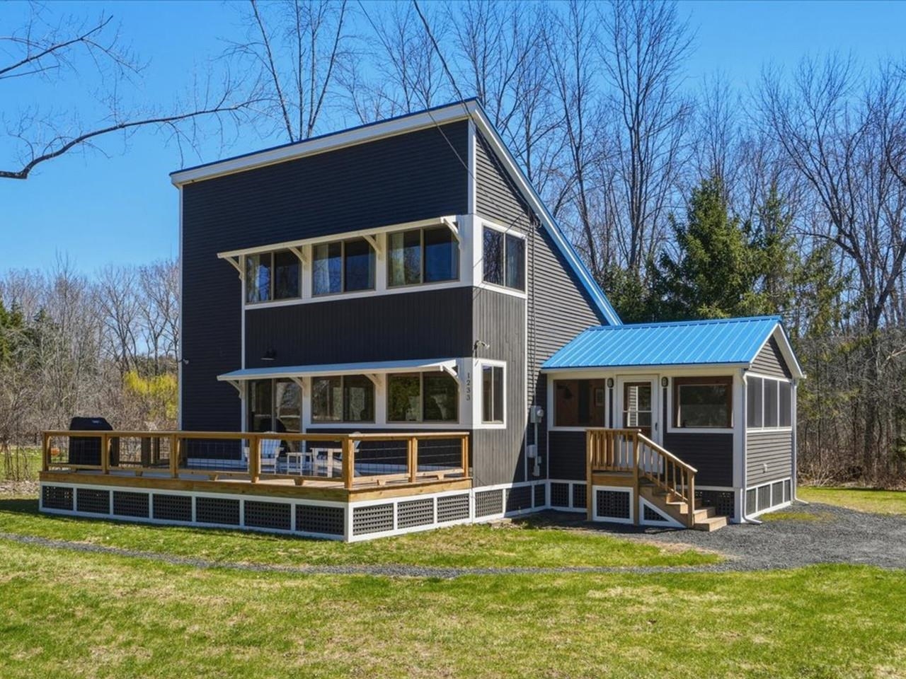 near 913 N End W Road North Hero, VT 05474 Property 1