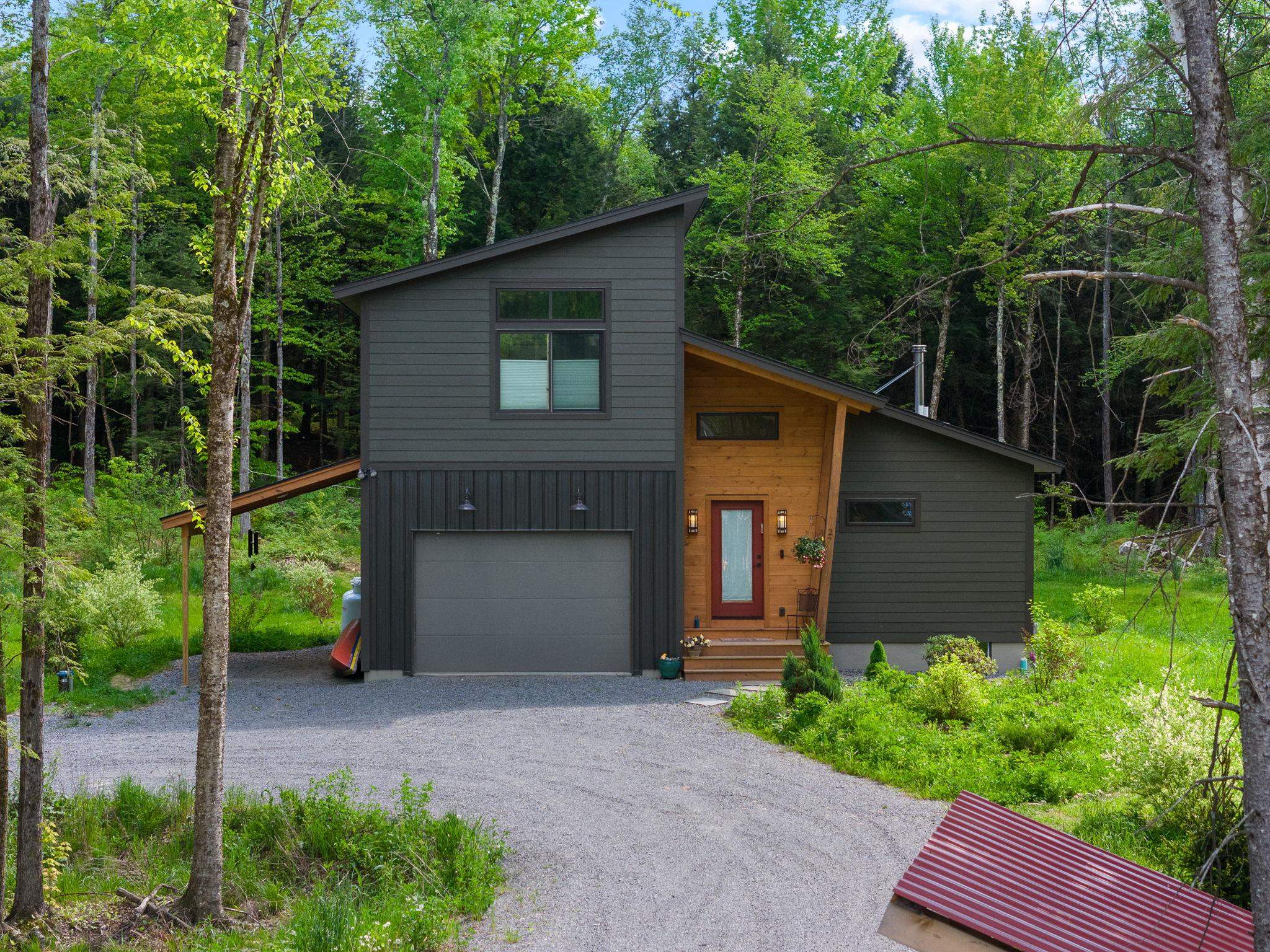 near 3 Logwood Circle Essex, VT 05452 Property 1