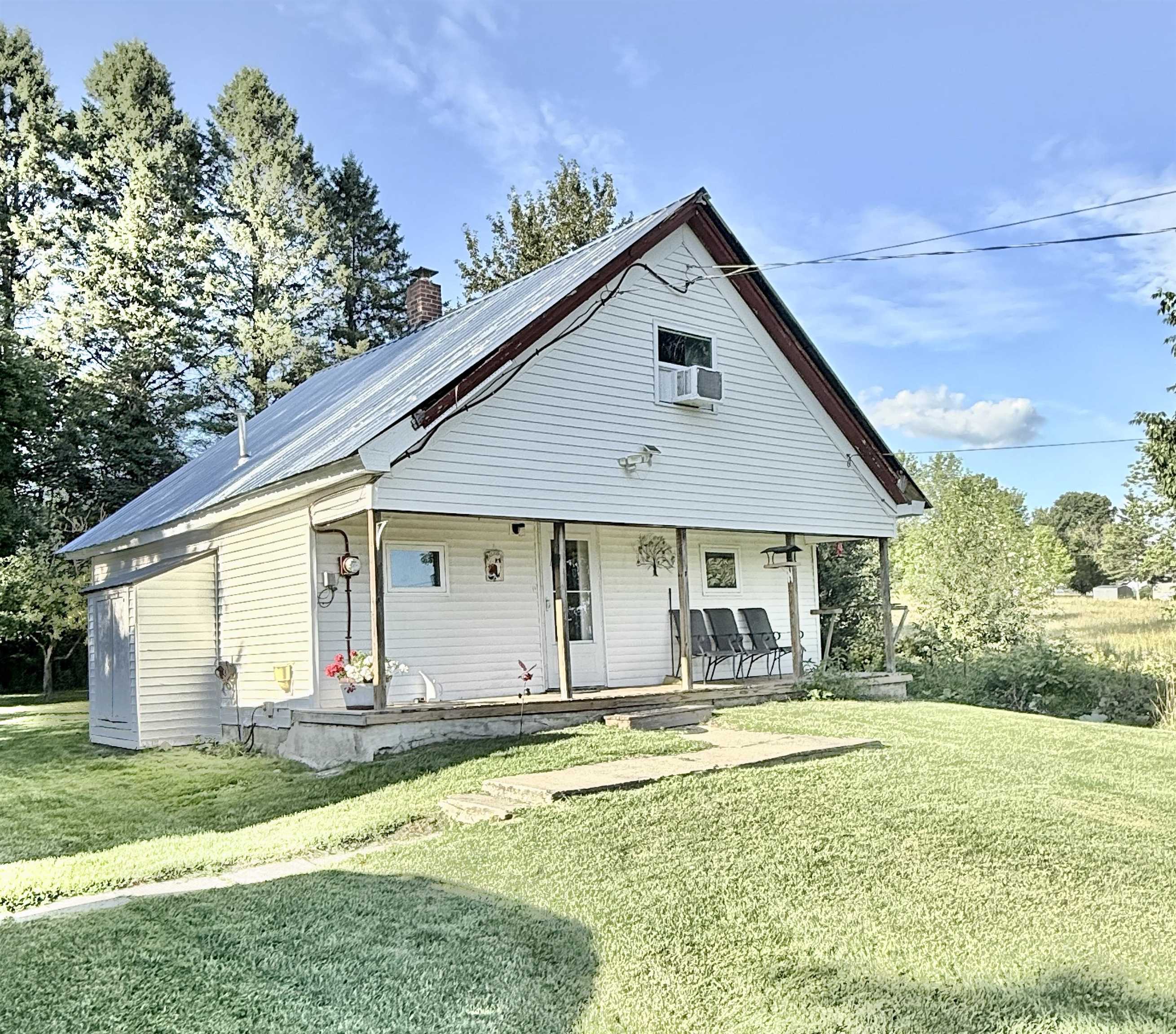 near 481 B Gilman Road Lyndon, VT 05850 Property 1