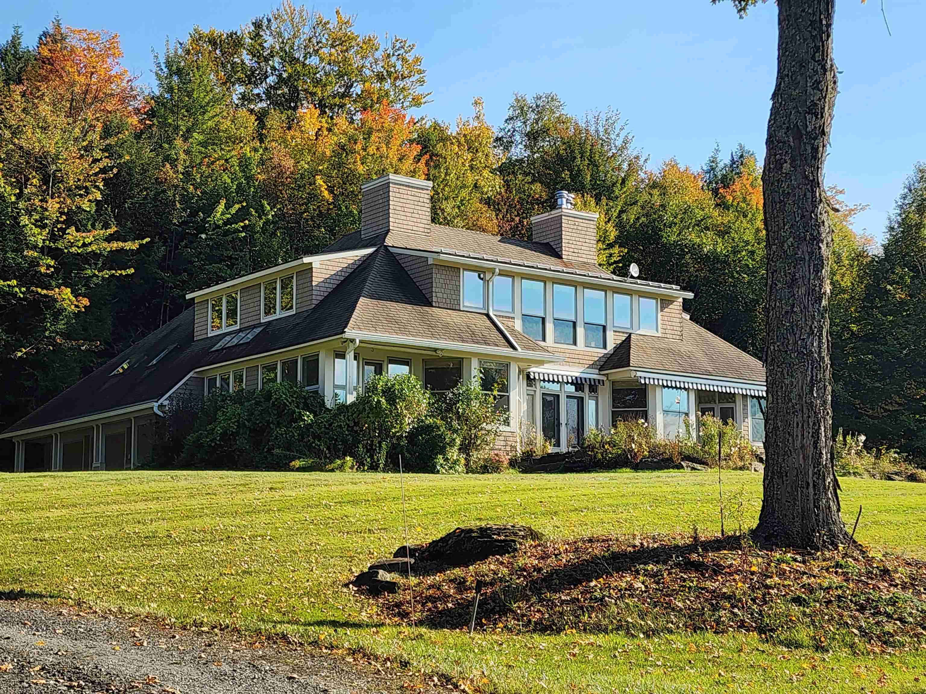 Single Family in Stowe VT