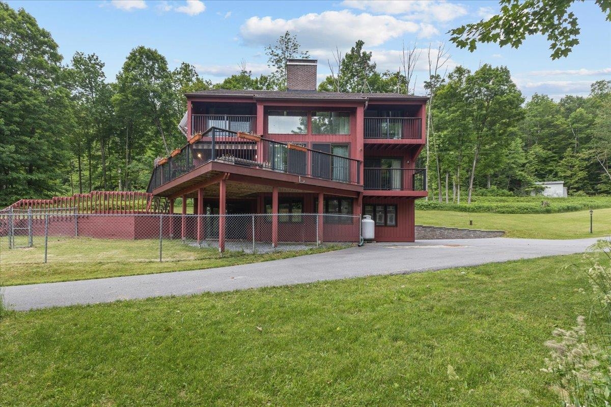 near 6 Pheasant Run Road Fairfax, VT 05454 Property 1