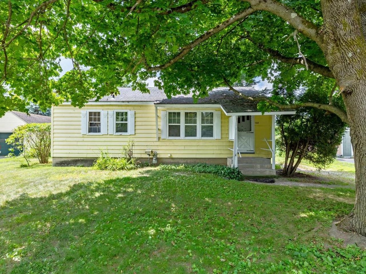 near 91 Saybrook Road Essex Junction, VT 05452 Property 3