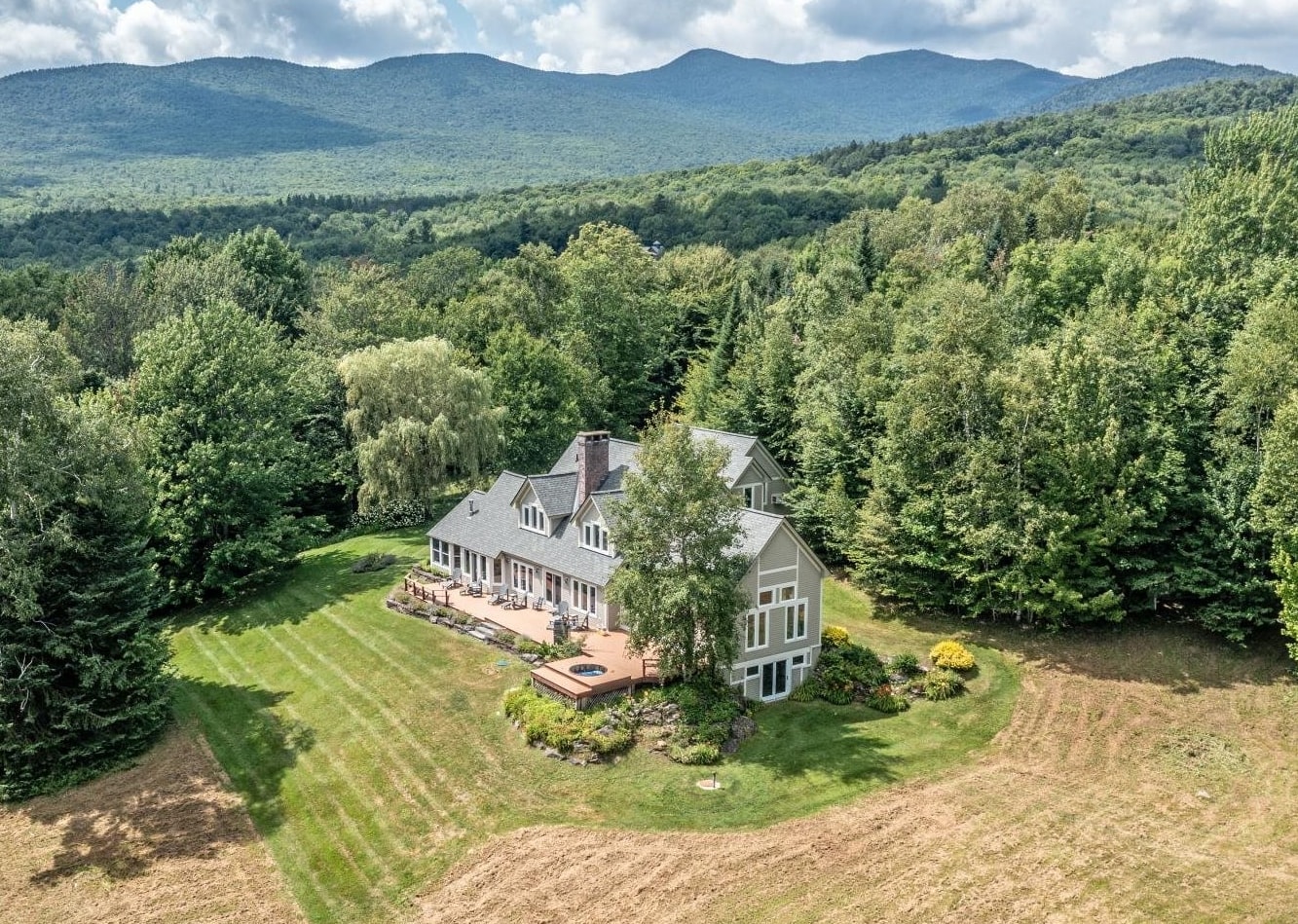 near 52B Slate Hill Road Stowe, VT 05672 Property 2
