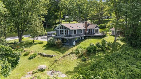 104 Fairfield Hill Road