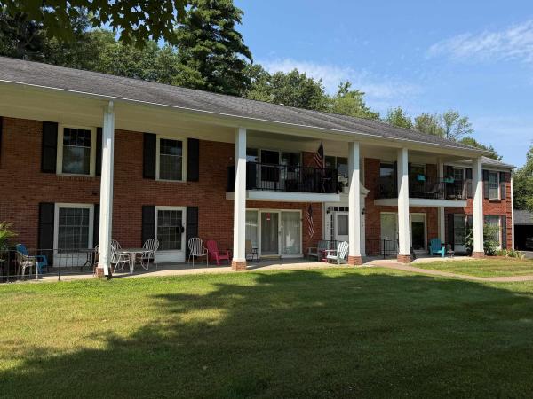 100 Kennedy Drive