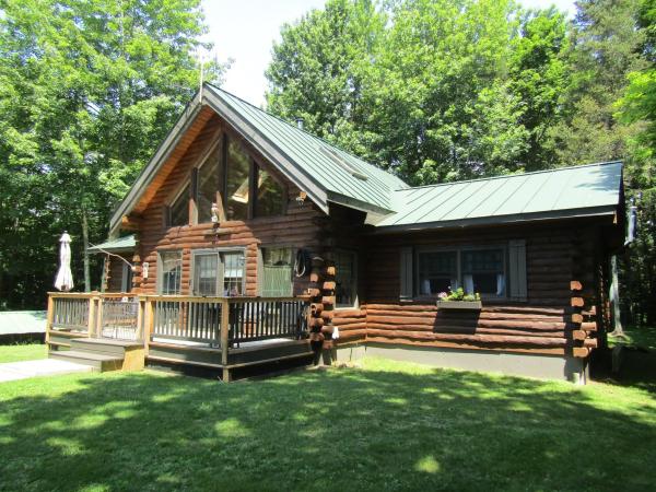 21 Pine Grove Lane