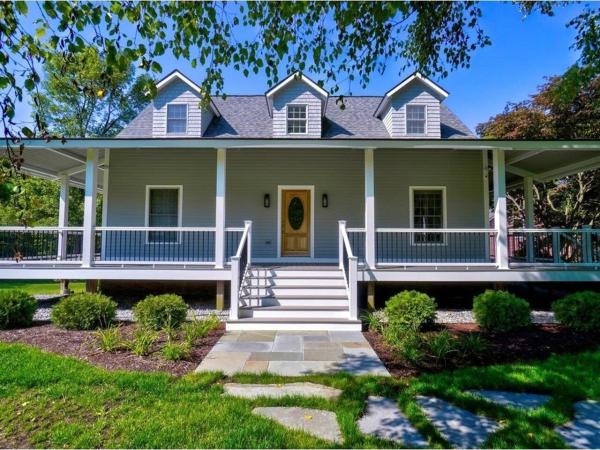 640 Round Barn Road