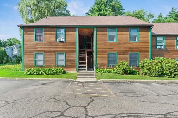 25 Baycrest Drive