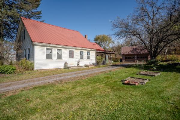 1536 Memorial Drive 1536 Memorial Drive