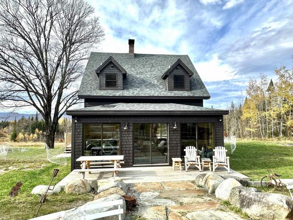 Single Family in Newport Town VT