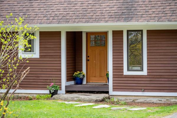 4232 Elmore Mountain Road