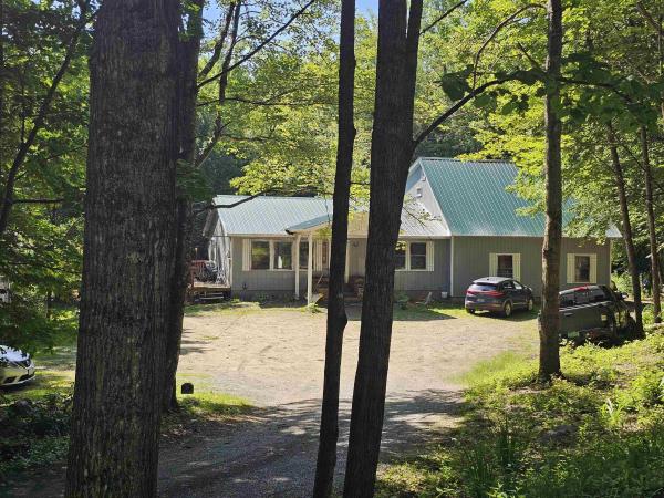74 Dutton District Road