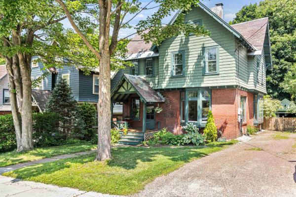 20 Adsit Court