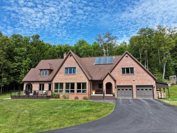 936 Rocky Ridge Road