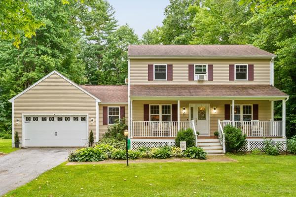 51 Greenbriar Drive