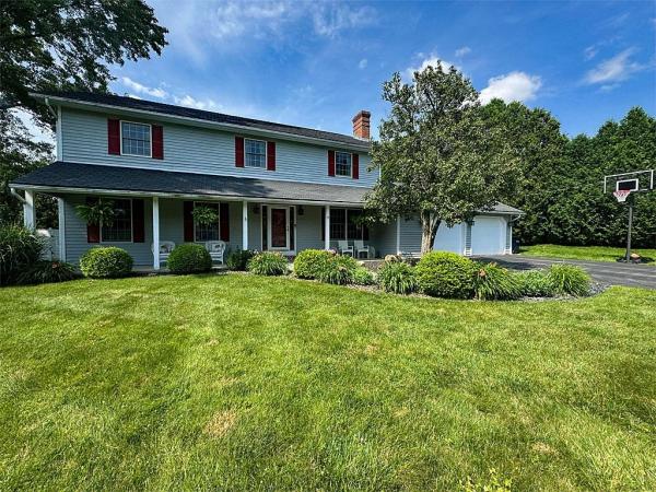 17 Elmwood Drive
