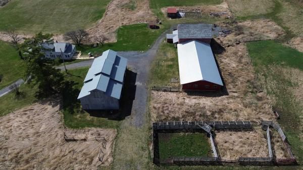 557 Pleasant Valley Road