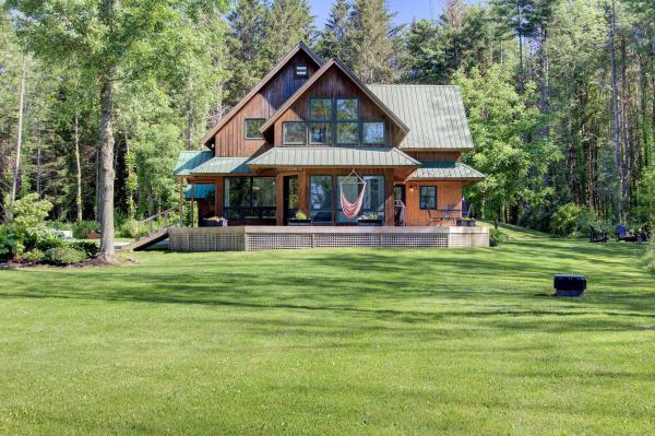 422 West Shore Road
