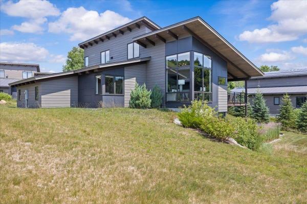 103 Wildewood Lane
