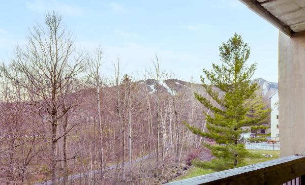 137 East Mountain Road