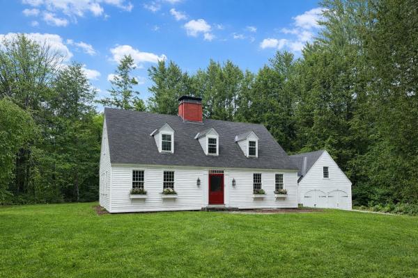 11 Strawberry Hill
