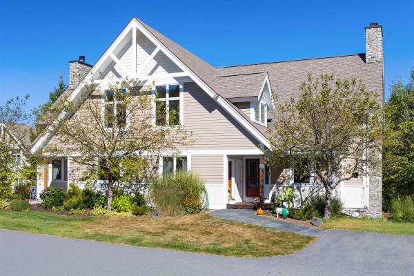 33 Fore Seasons Drive