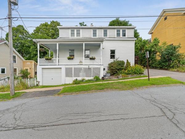 18 North Maple Street