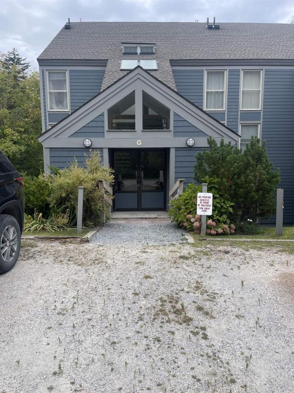 907 East Mountain Road