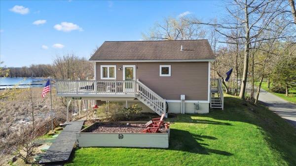 68 Whitecap Road