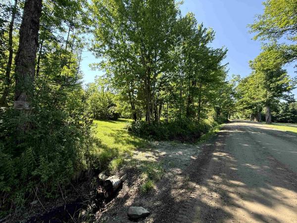 - Creek Road