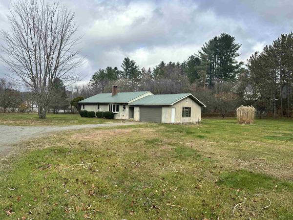 Single Family in Johnson VT