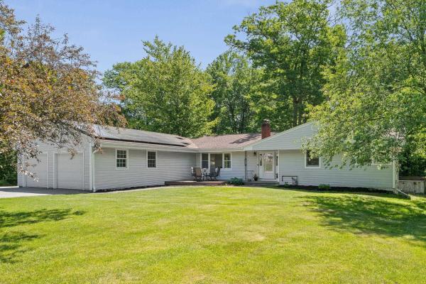 18 Valleyview Drive