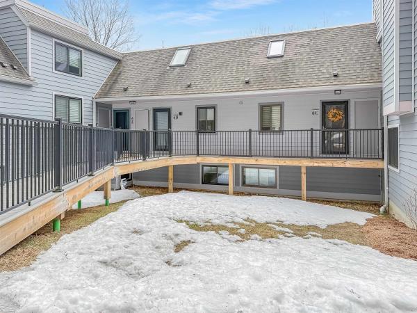 105 Williams Lane