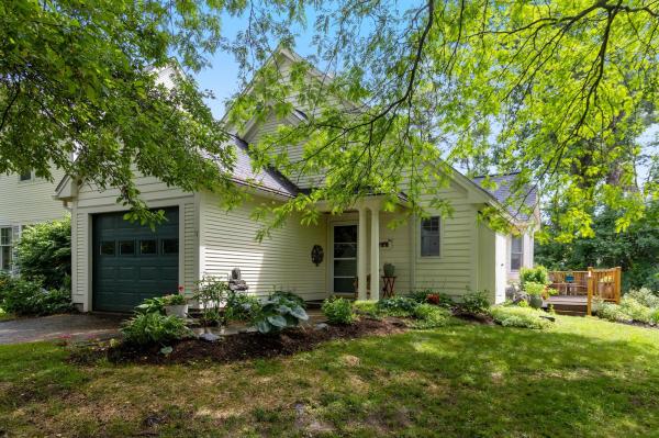 17 Eastman Farm Road