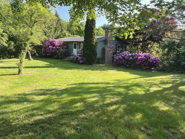 48 Hickory Hollow Road