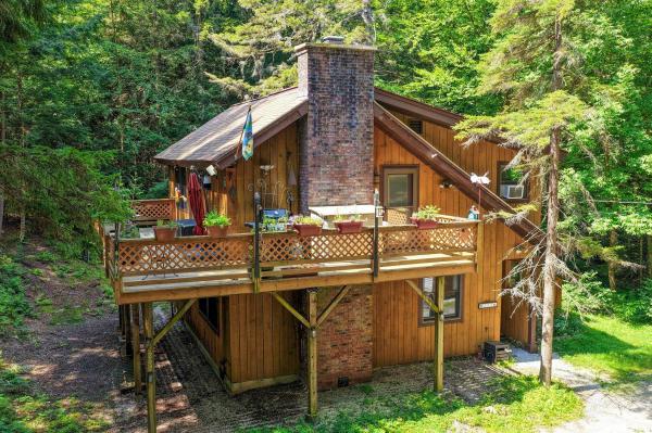 253 Lookout Road
